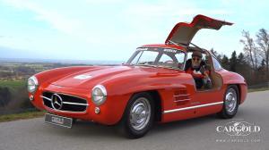 Stefan Luftschitz in a 1954 Mercedes 300 SL Gullwing