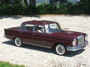 Mercedes 220 Sb Heckflosse 1961, post-war, Stefan C. Luftschitz, Hitzelsberg 2007, Beuerberg 