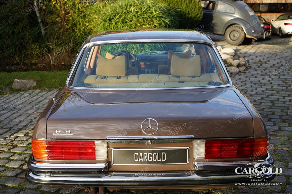 Cargold - Mercedes 450 SEL 6.9 - 1. Hand, erst 100 tkm! Farbrarität!  - Bild 21