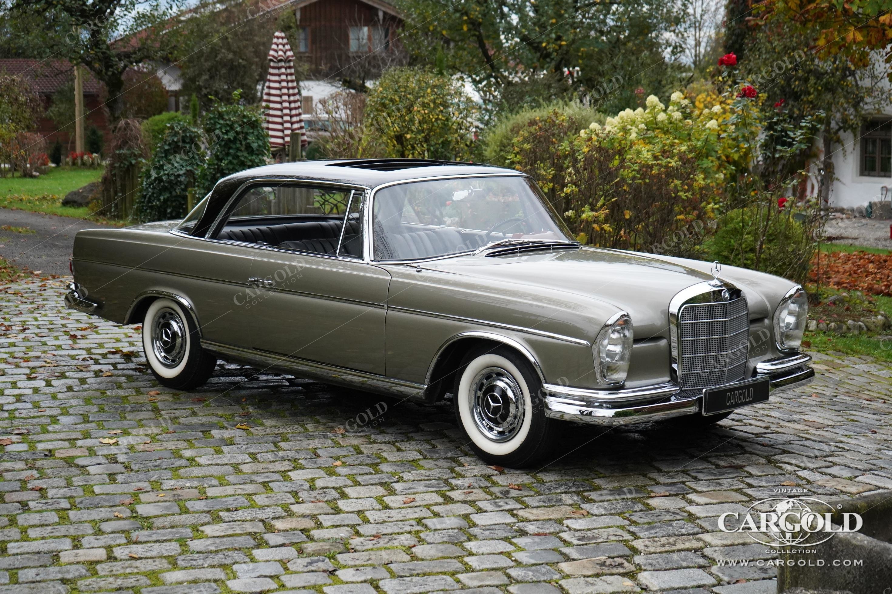 Mercedes 300 SE Coupe By Cargold