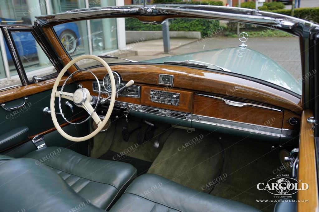 Cargold - Mercedes 300 C  - Cabriolet D  - Bild 1