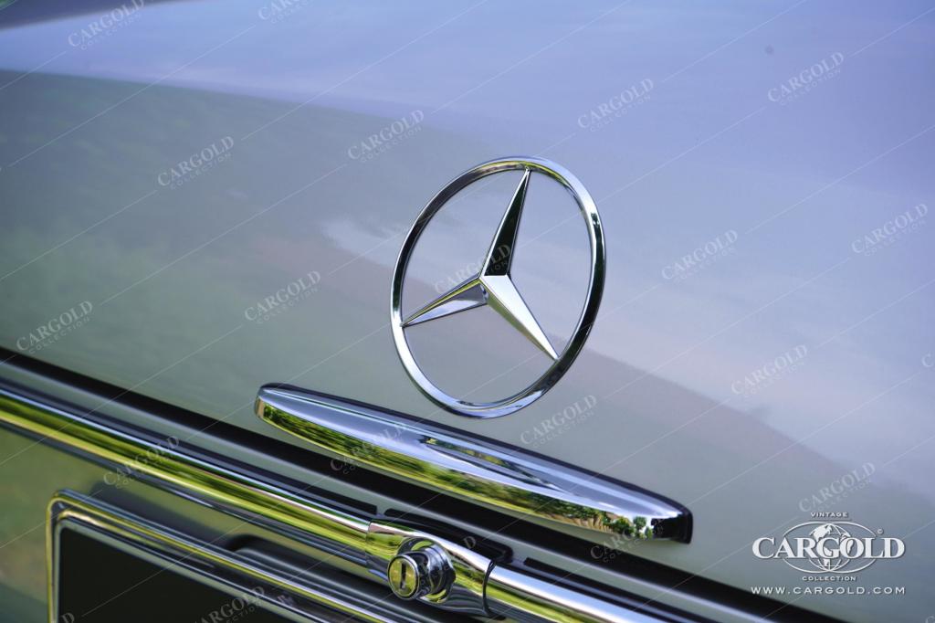 Cargold - Mercedes 280 SE 3.5 Coupé - Vollrestauriert / Klima  / el. Fenster  - Bild 21
