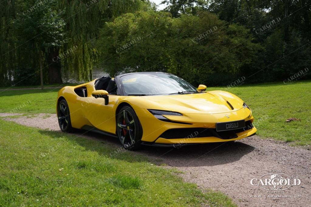 Cargold - Ferrari SF90 Spider - erst 430 km!  - Bild 12