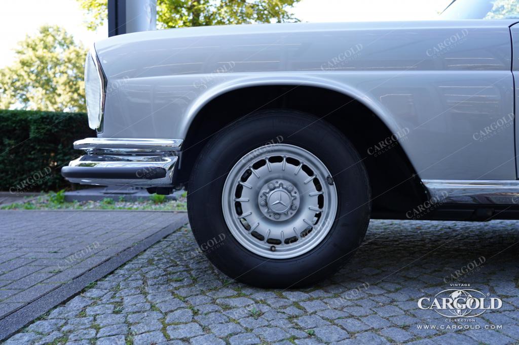 Cargold - Mercedes 280 SE 3.5 Coupe - phantastisch restauriert   - Bild 29