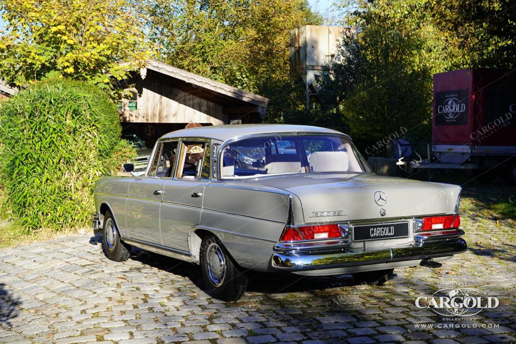 Cargold - Mercedes 300/220 Heckflosse - erst 70.000 km, Handschaltung  - Bild 11