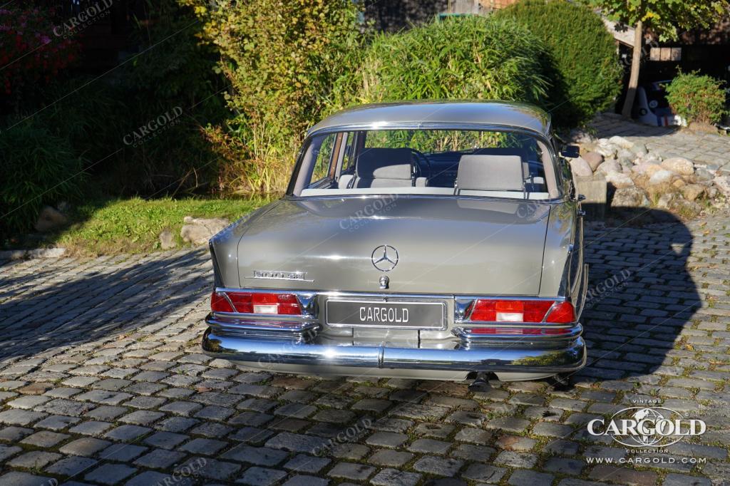 Cargold - Mercedes 300/220 Heckflosse - erst 70.000 km, Handschaltung  - Bild 17