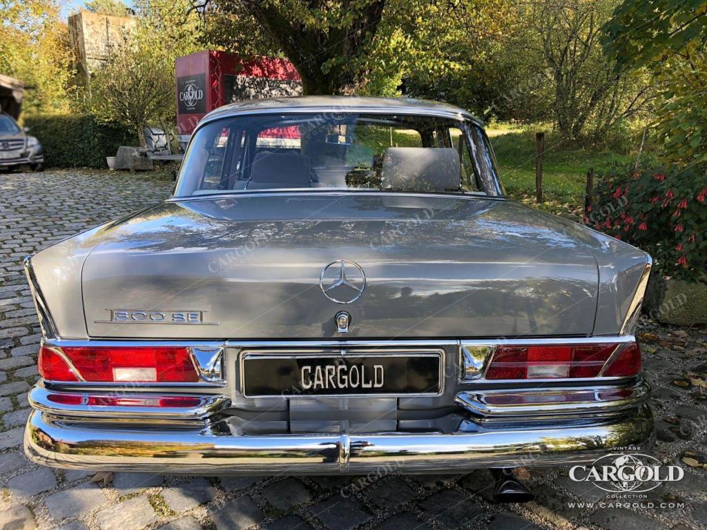 Cargold - Mercedes 300/220 Heckflosse - erst 70.000 km, Handschaltung  - Bild 2