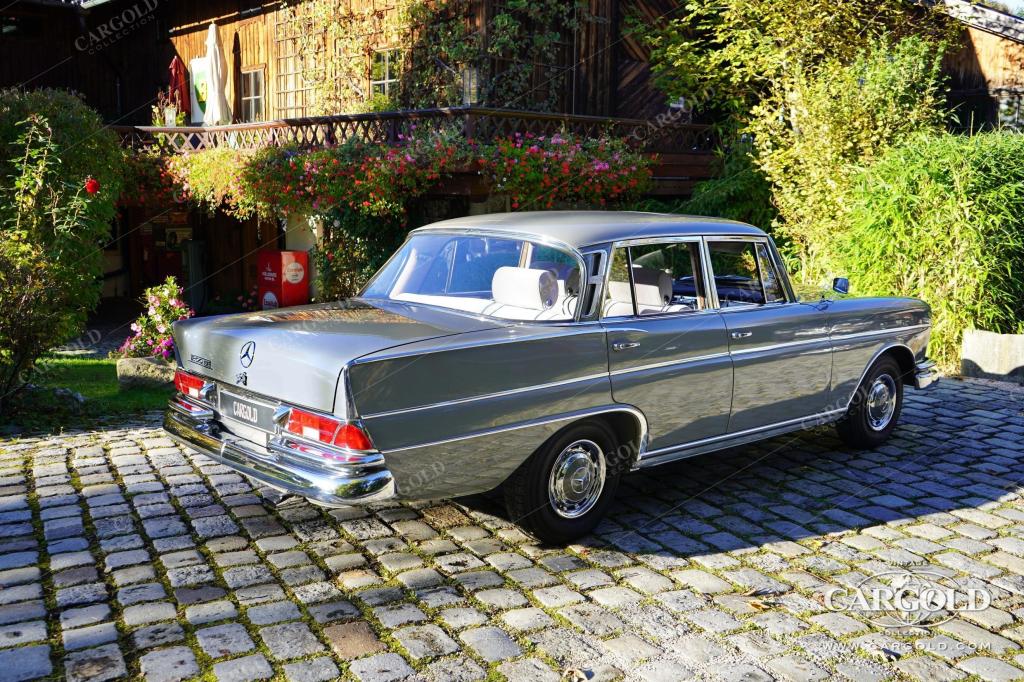 Cargold - Mercedes 300/220 Heckflosse - erst 70.000 km, Handschaltung  - Bild 6