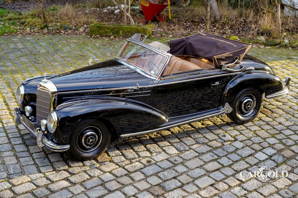 Cargold - Mercedes 300 S Cabriolet - 1A Authentisch / Erstes Leder!  - Bild 0