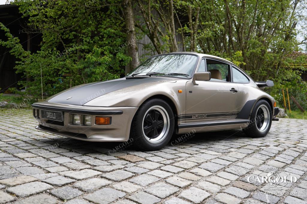 Cargold - Porsche 930 3.3 Turbo Werks-Flachbau - 1. Hand / erst 46.763 km! / 1 of 59  - Bild 18