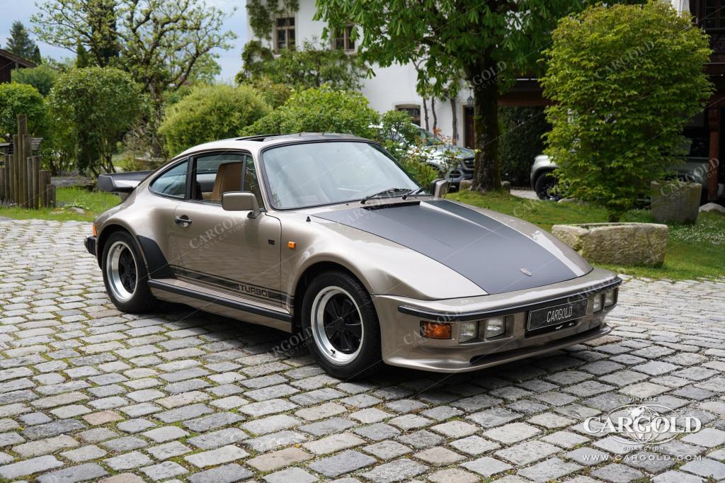 Cargold - Porsche 930 3.3 Turbo Werks-Flachbau - 1. Hand / erst 46.763 km! / 1 of 59  - Bild 4