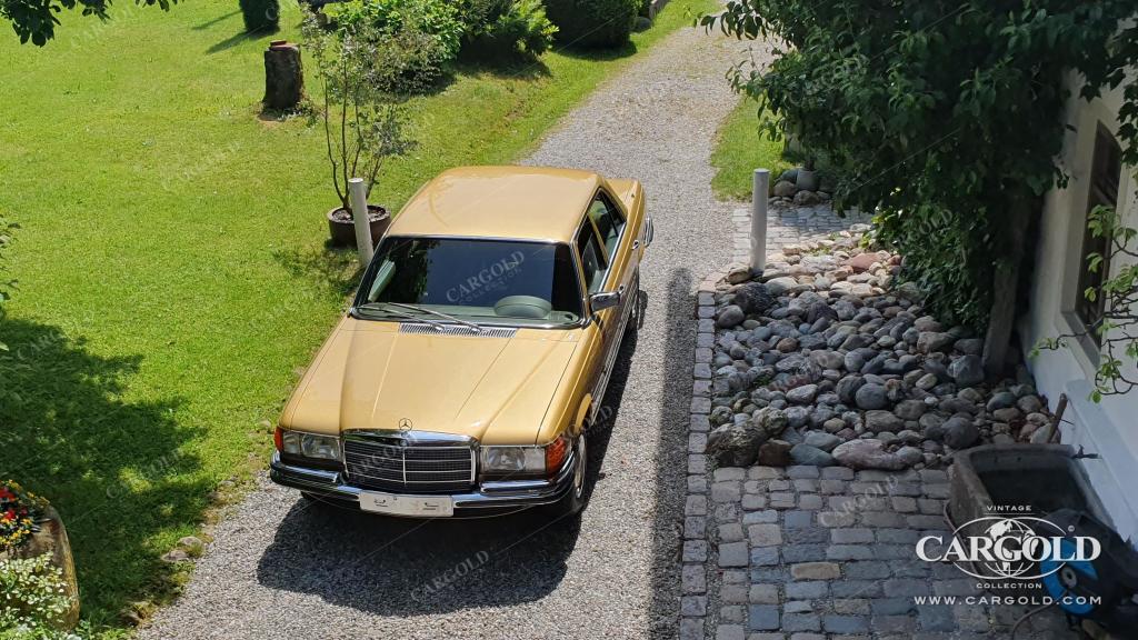Cargold - Mercedes 350 SE - Ikonengold / Velours grün, Klimaanlage, geringe Laufleistung, Ausnahmefahrzeug  - Bild 6