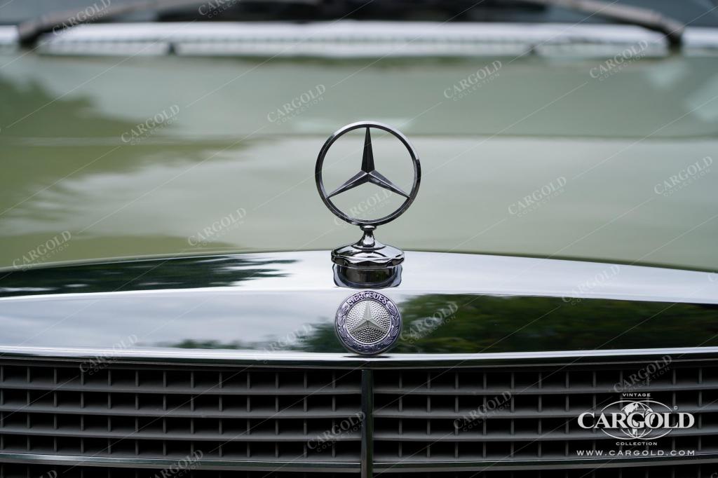 Cargold - Mercedes 230.4 Strich-8 - erst 41.282 km!  - Bild 13