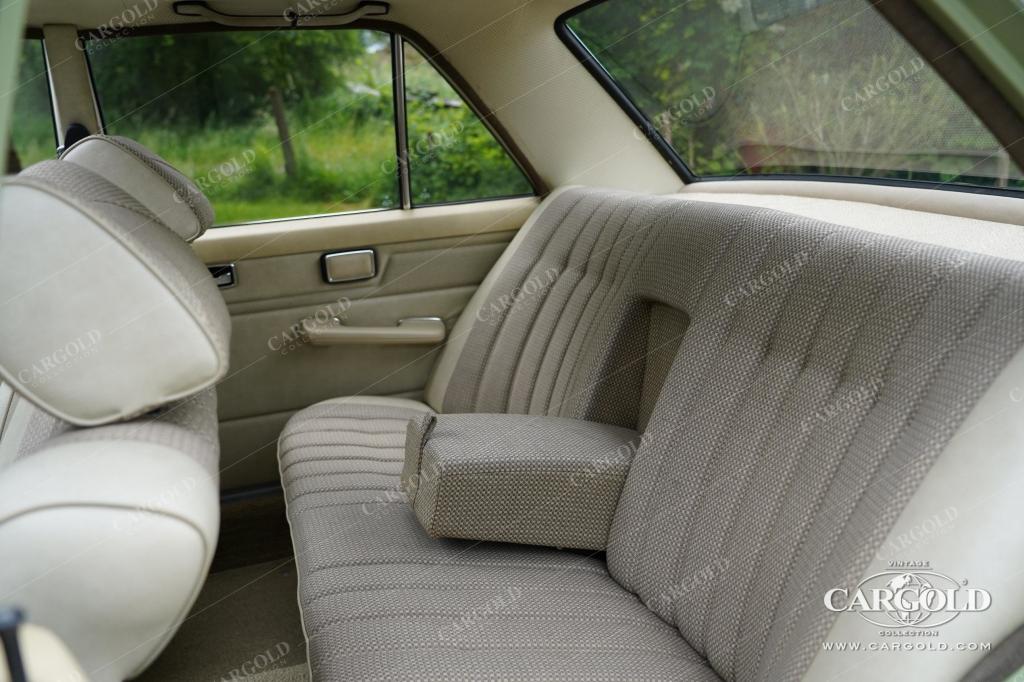 Cargold - Mercedes 230.4 Strich-8 - erst 41.282 km!  - Bild 15