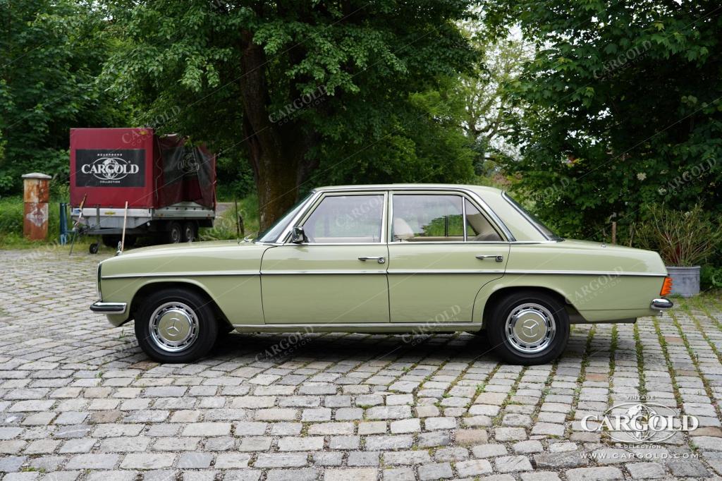 Cargold - Mercedes 230.4 Strich-8 - erst 41.282 km!  - Bild 16