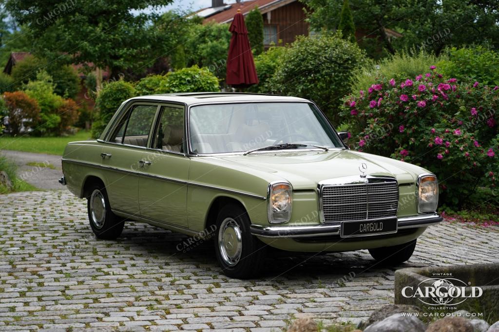 Cargold - Mercedes 230.4 Strich-8 - erst 41.282 km!  - Bild 18