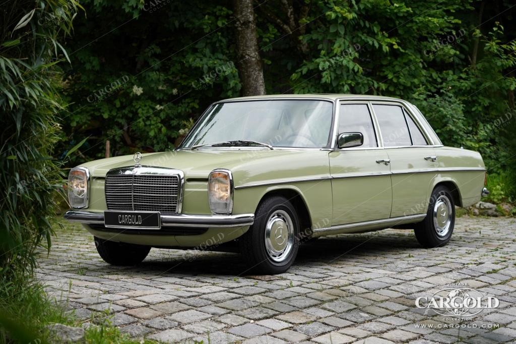 Cargold - Mercedes 230.4 Strich-8 - erst 41.282 km!  - Bild 4