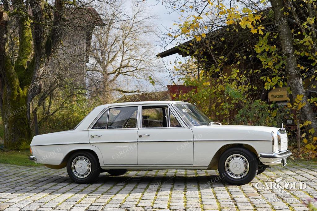 Cargold - Mercedes 220/8 - Erst 107.044km!/ gut ausgefülltes Scheckheft!  - Bild 14