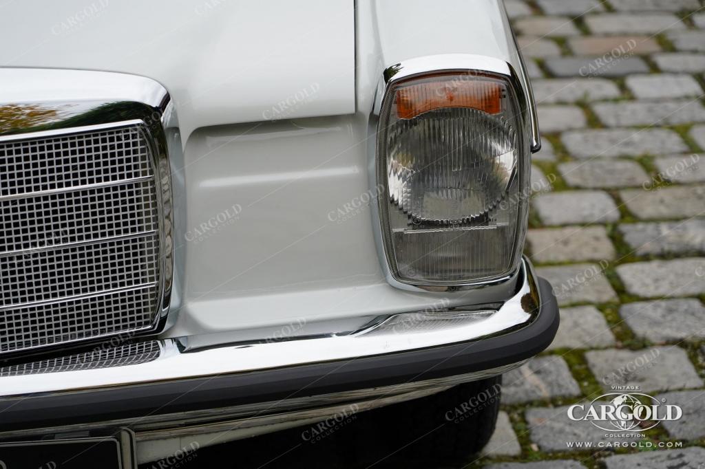Cargold - Mercedes 220/8 - Erst 107.044km!/ gut ausgefülltes Scheckheft!  - Bild 5