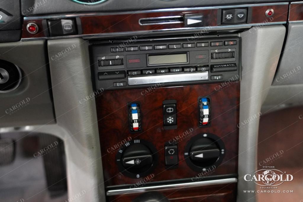 Cargold - Mercedes 300 SL  - (R107) Erst 18.152km!  - Bild 12