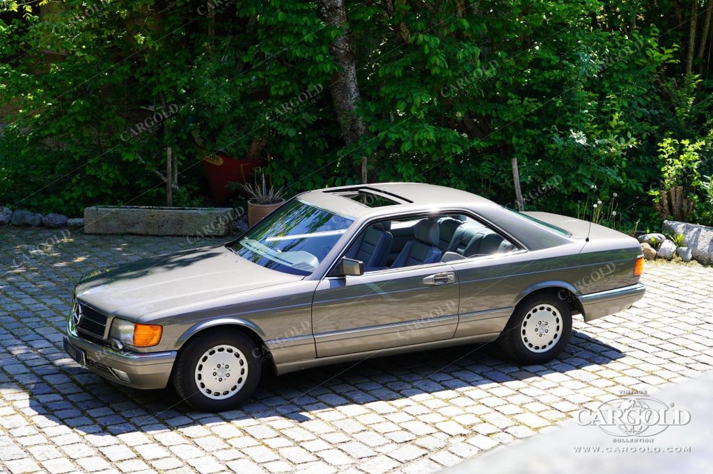 Cargold - Mercedes 560 SEC - Aus langjährigem Familienbesitz/ Erst 126.700km!  - Bild 0
