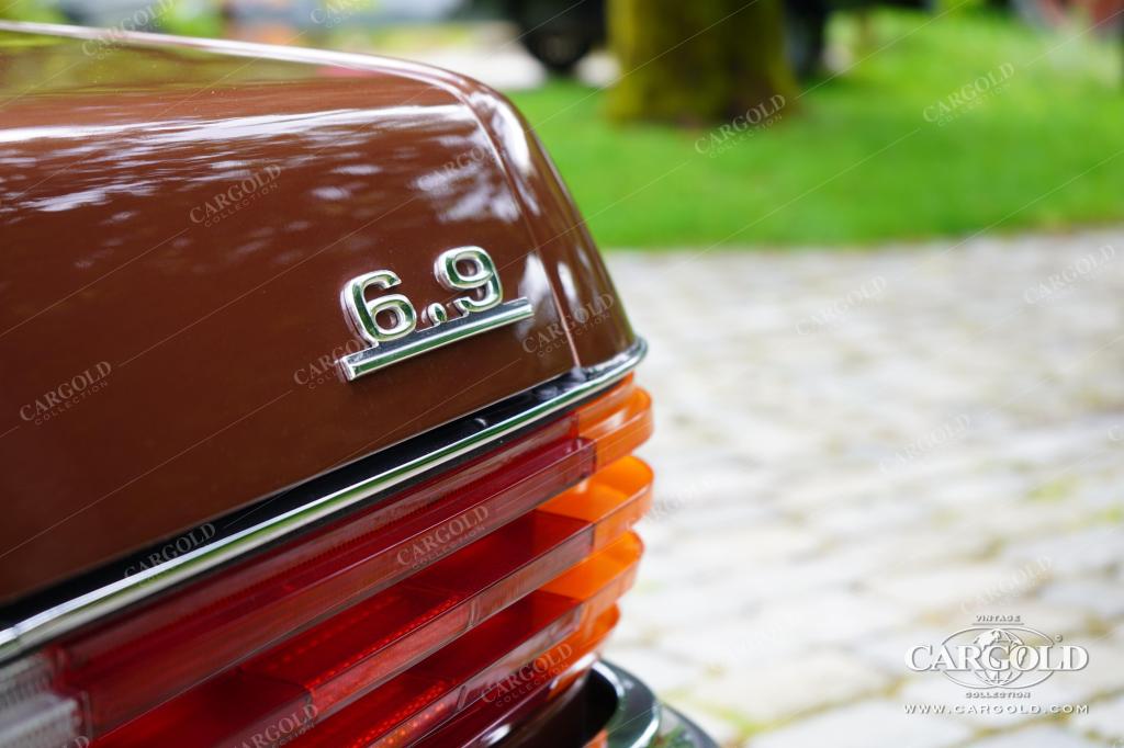 Cargold - Mercedes 450 SEL 6.9 - Erstes Velour! / Klima / Schiebedach  - Bild 11