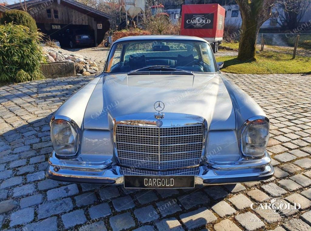 Cargold - Mercedes 280 SE 3.5 Coupé - Vollrestauriert in Deutschland  - Bild 1