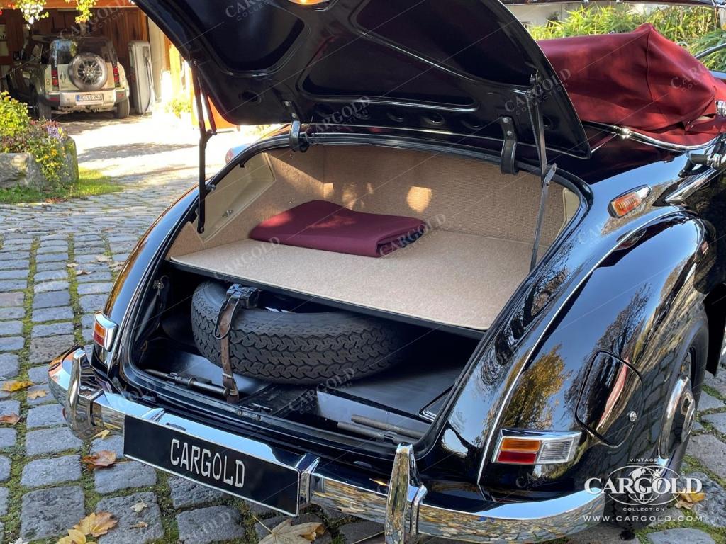 Cargold - Mercedes 220 Cabriolet A - First Class! Curved Windshield  - Bild 31