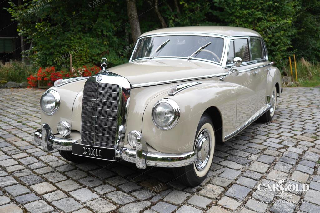 Cargold - Mercedes 300 C Adenauer - erst 25.940 km!  - Bild 4